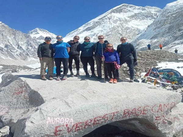 Everest Base Camp Trek group