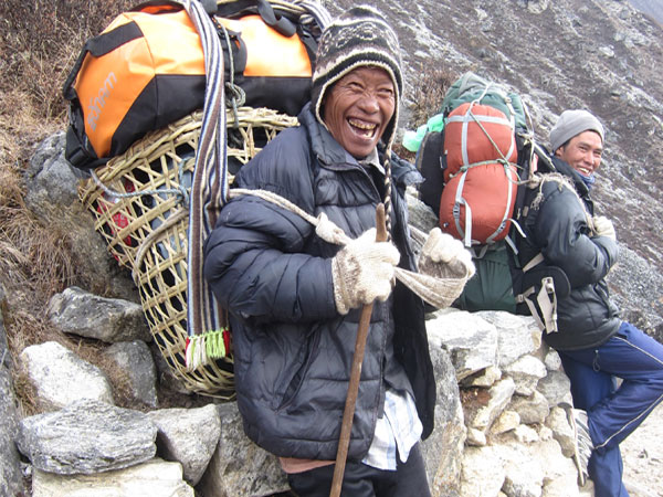Gokyo Lakes Trek Porters