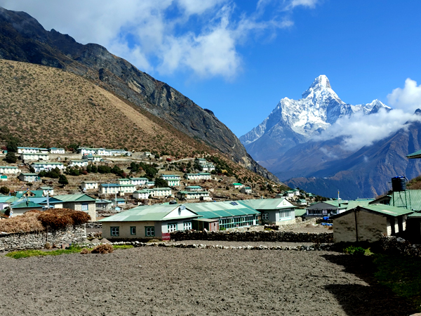 Panoramic Himalayan view on the Everest panorama trek route