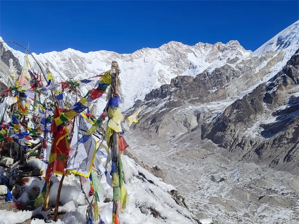Scenic landscape of Kanchenjunga South Base Camp with mountain peaks