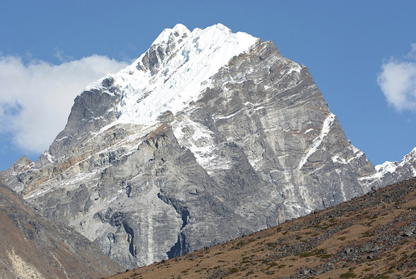 Lobuche Peak Climbing cost